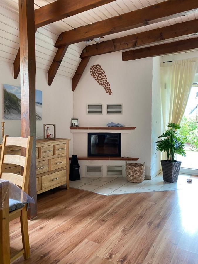 Ferienhaus Robbe Dorum Eksteriør bilde